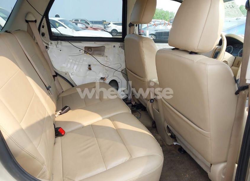 Photo 8 of 2010 Ford Escape XLT (VIN 1FMCU9D76AKB77506)