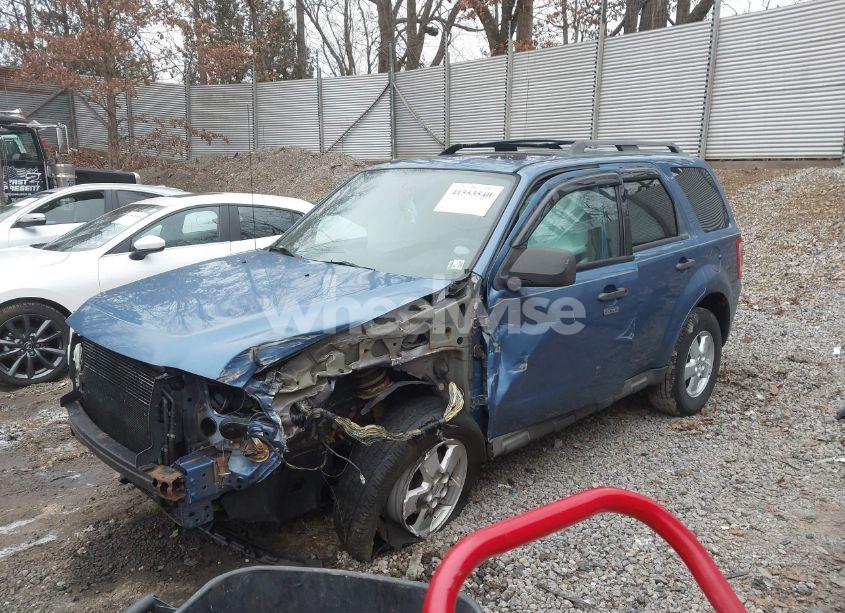 Photo 2 of 2010 Ford Escape XLT (VIN 1FMCU9D76AKB78980)