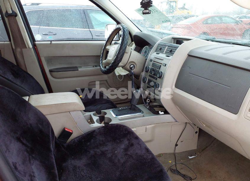 Photo 5 of 2010 Ford Escape XLT (VIN 1FMCU9D76AKC22265)