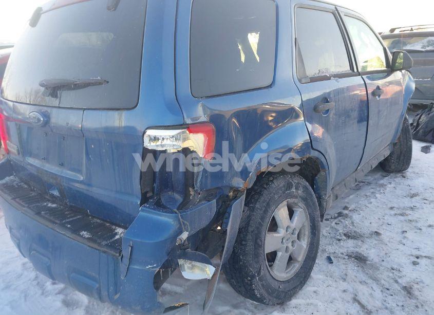 Photo 17 of 2010 Ford Escape XLT (VIN 1FMCU9D76AKD10331)