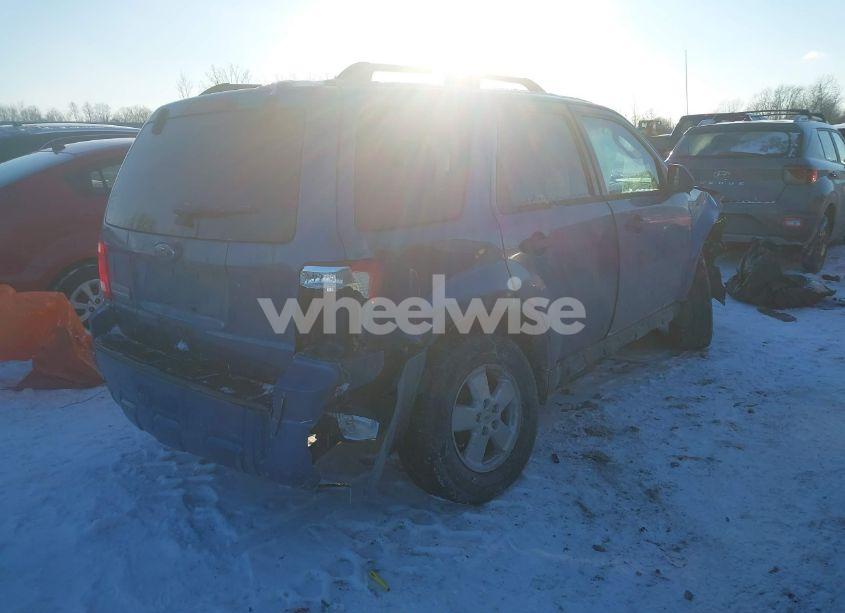 Photo 4 of 2010 Ford Escape XLT (VIN 1FMCU9D76AKD10331)