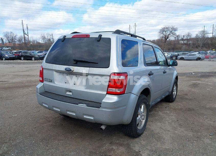Photo 12 of 2011 Ford Escape XLT (VIN 1FMCU9D76BKA63281)