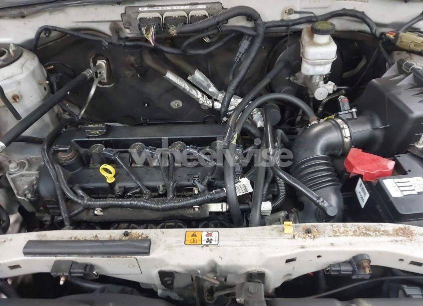 Photo 10 of 2011 Ford Escape XLT (VIN 1FMCU9D76BKB71349)