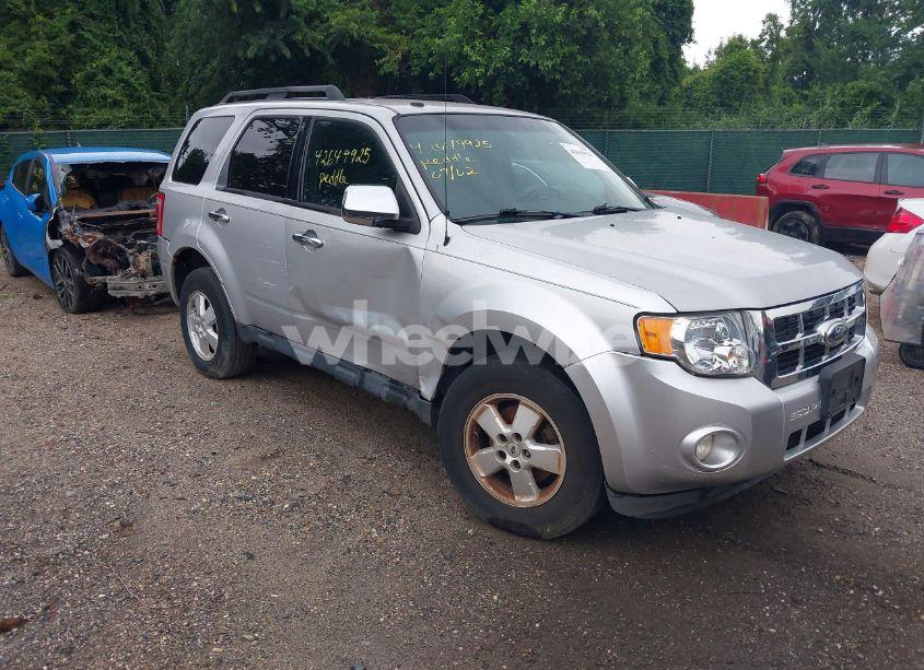 2012 Ford Escape XLT (VIN 1FMCU9D76CKA78378) main photo
