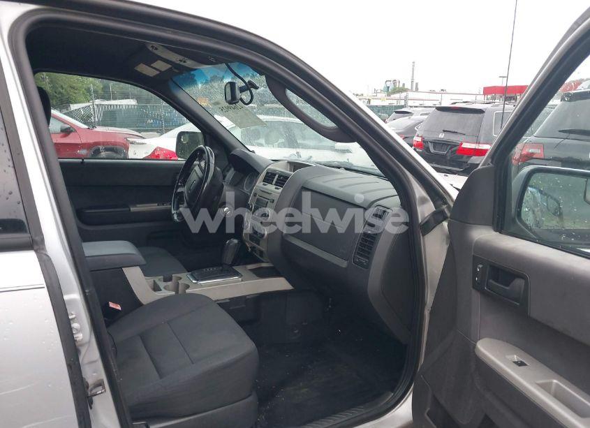 Photo 5 of 2012 Ford Escape XLT (VIN 1FMCU9D76CKA78378)