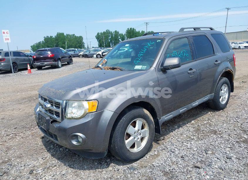 Photo 2 of 2012 Ford Escape XLT (VIN 1FMCU9D76CKB01240)