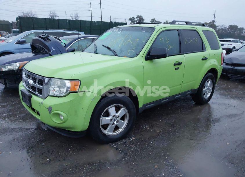 Photo 2 of 2012 Ford Escape XLT (VIN 1FMCU9D76CKB37820)