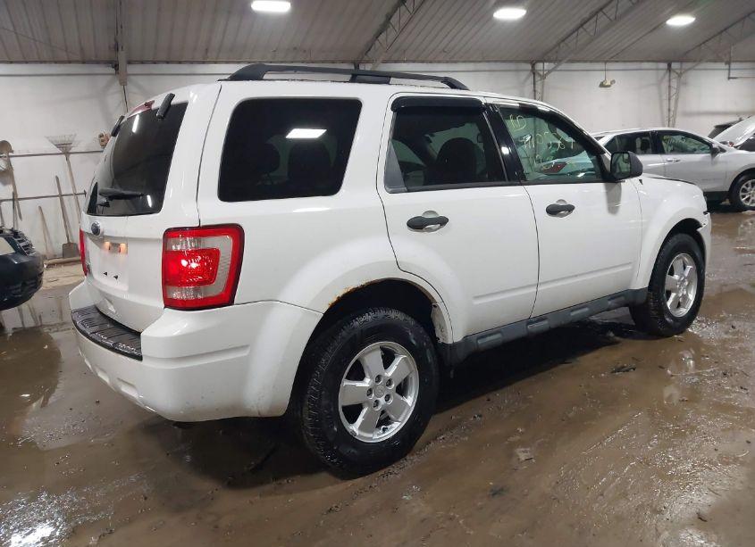 Photo 4 of 2012 Ford Escape XLT (VIN 1FMCU9D76CKC29560)