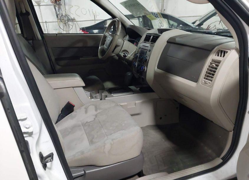 Photo 5 of 2012 Ford Escape XLT (VIN 1FMCU9D76CKC29560)