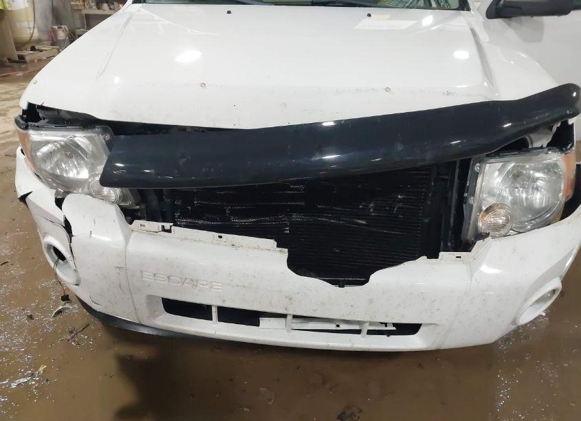 Photo 6 of 2012 Ford Escape XLT (VIN 1FMCU9D76CKC29560)