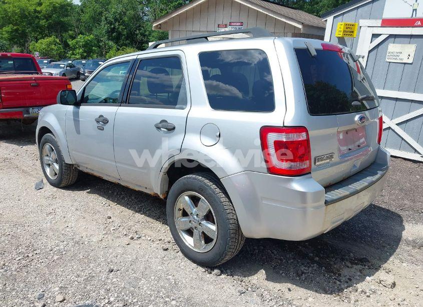 Photo 3 of 2012 Ford Escape XLT (VIN 1FMCU9D76CKC62526)