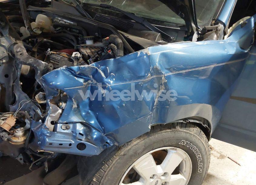 Photo 6 of 2010 Ford Escape XLT (VIN 1FMCU9D77AKC13204)