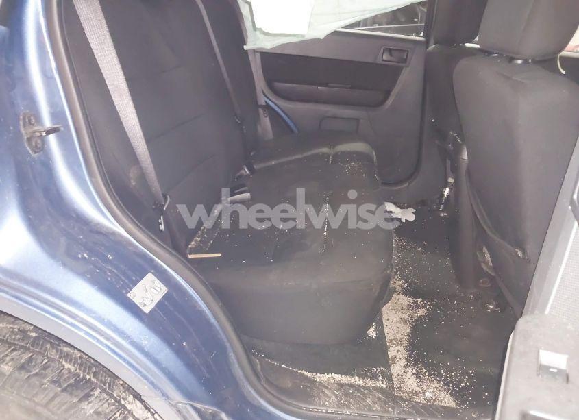 Photo 8 of 2010 Ford Escape XLT (VIN 1FMCU9D77AKC13204)