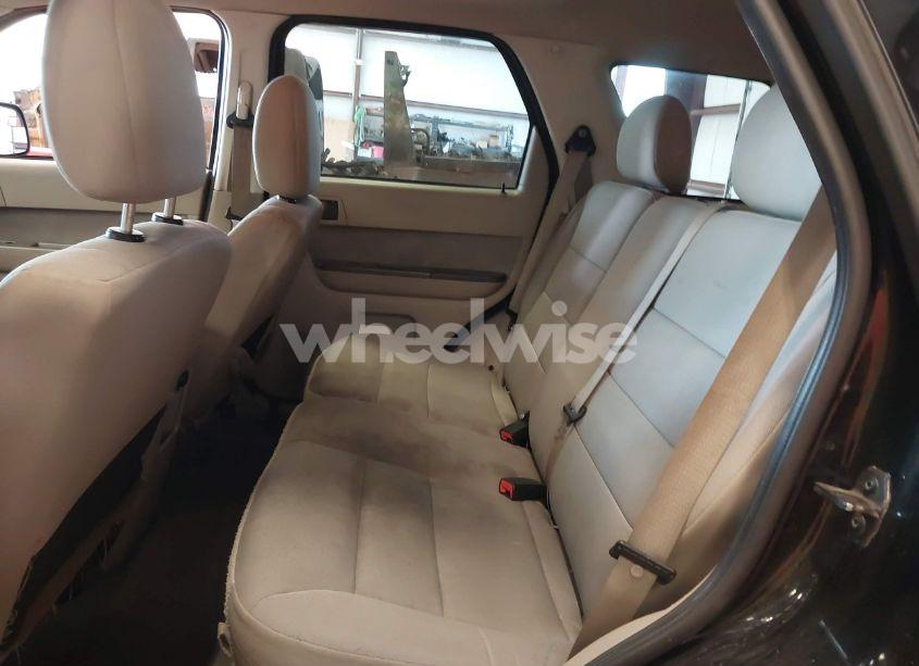 Photo 8 of 2010 Ford Escape XLT (VIN 1FMCU9D77AKC13493)