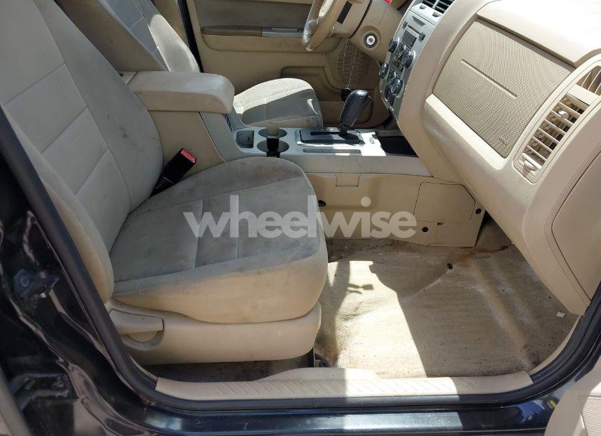 Photo 5 of 2011 Ford Escape XLT (VIN 1FMCU9D77BKA45274)