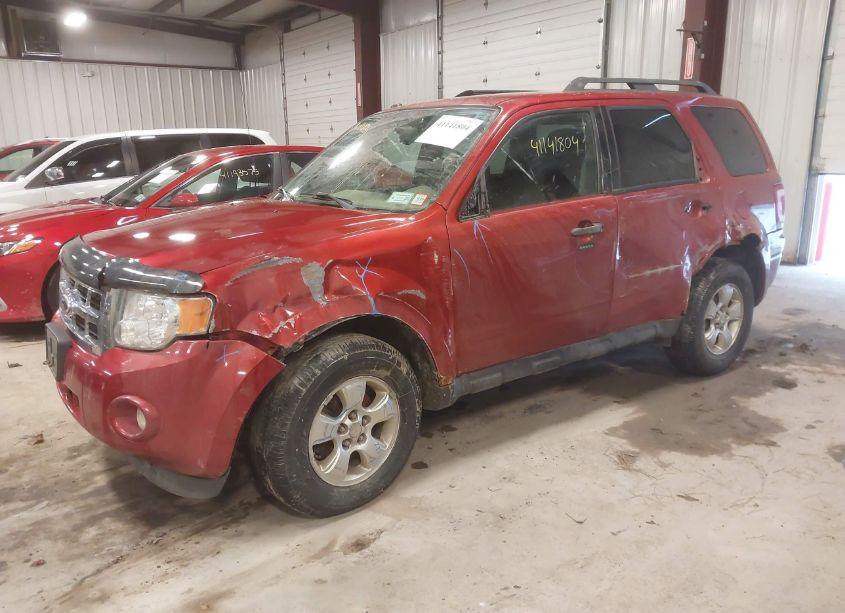 Photo 2 of 2012 Ford Escape XLT (VIN 1FMCU9D77CKC46741)