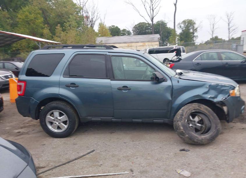 Photo 13 of 2012 Ford Escape XLT (VIN 1FMCU9D77CKC76452)