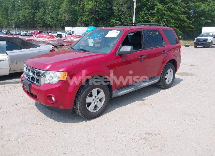 Photo 2 of 2010 Ford Escape XLT (VIN 1FMCU9D78AKA34458)