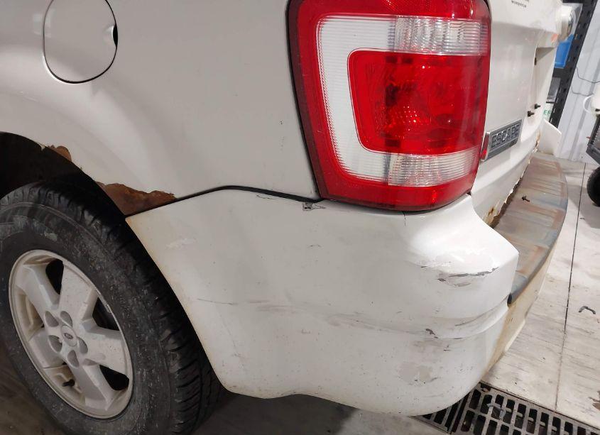 Photo 6 of 2010 Ford Escape XLT (VIN 1FMCU9D78AKC15026)