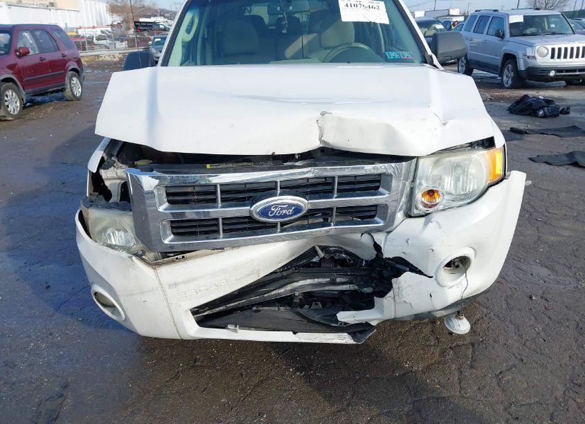 Photo 6 of 2010 Ford Escape XLT (VIN 1FMCU9D78AKC42145)