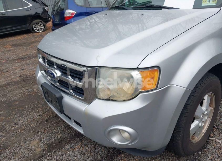 Photo 6 of 2010 Ford Escape XLT (VIN 1FMCU9D78AKC42565)