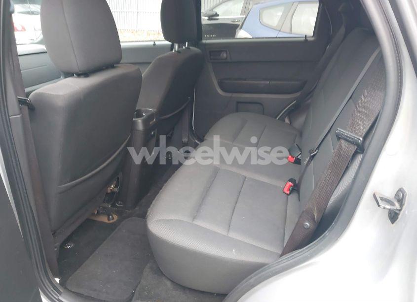 Photo 8 of 2010 Ford Escape XLT (VIN 1FMCU9D78AKC42565)