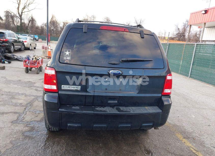 Photo 16 of 2011 Ford Escape XLT (VIN 1FMCU9D78BKC21328)