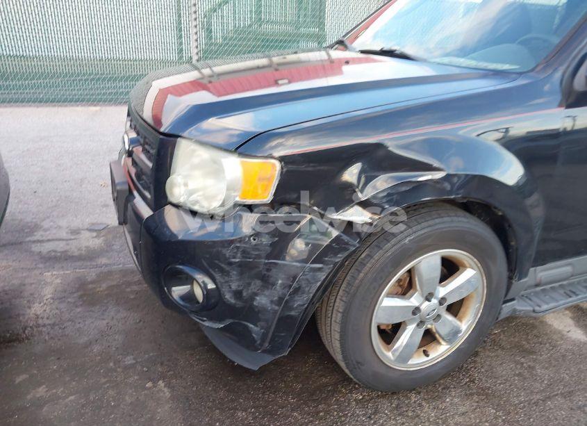 Photo 6 of 2011 Ford Escape XLT (VIN 1FMCU9D78BKC21328)