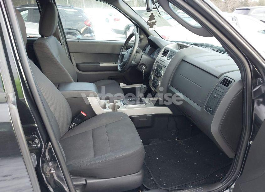 Photo 5 of 2011 Ford Escape XLT (VIN 1FMCU9D78BKC46486)