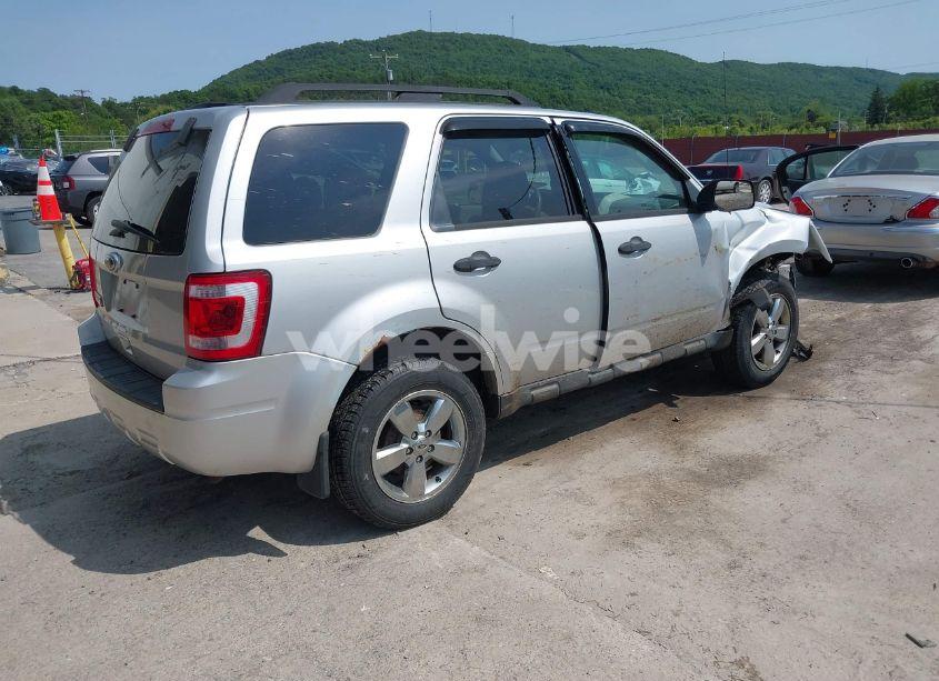 Photo 4 of 2012 Ford Escape XLT (VIN 1FMCU9D78CKA73537)