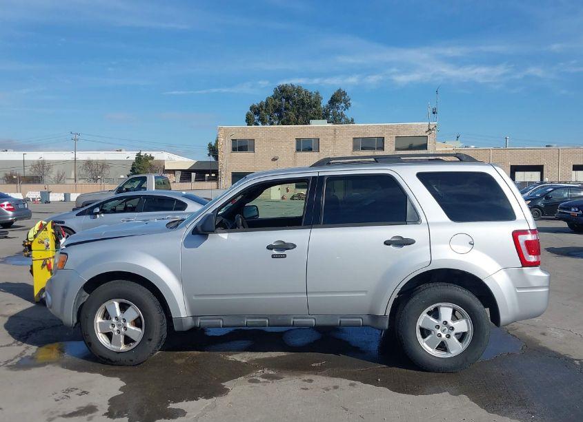 Photo 14 of 2012 Ford Escape XLT (VIN 1FMCU9D78CKA77877)