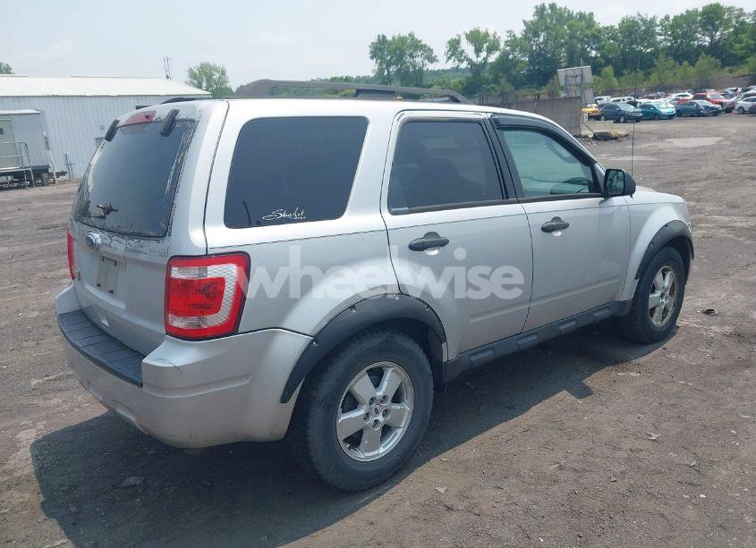 Photo 4 of 2012 Ford Escape XLT (VIN 1FMCU9D78CKC23081)