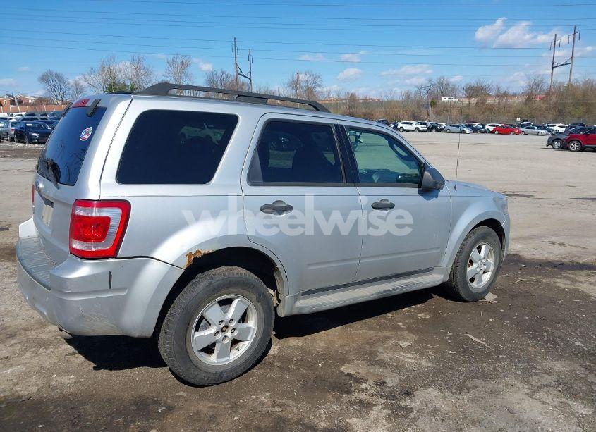 Photo 12 of 2010 Ford Escape XLT (VIN 1FMCU9D79AKA54024)