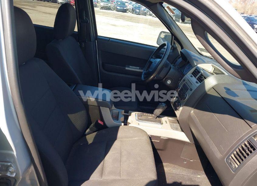 Photo 5 of 2010 Ford Escape XLT (VIN 1FMCU9D79AKA54024)