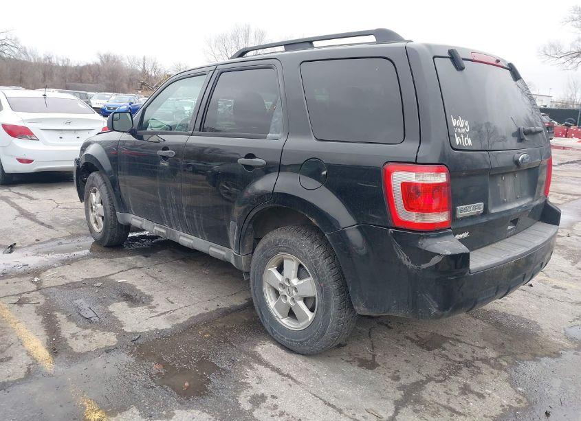 Photo 2 of 2010 Ford Escape XLT (VIN 1FMCU9D79AKB79072)