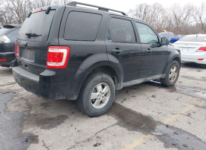 Photo 3 of 2010 Ford Escape XLT (VIN 1FMCU9D79AKB79072)