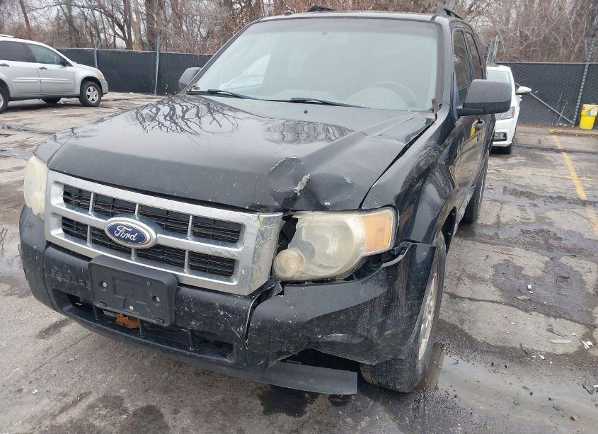 Photo 5 of 2010 Ford Escape XLT (VIN 1FMCU9D79AKB79072)