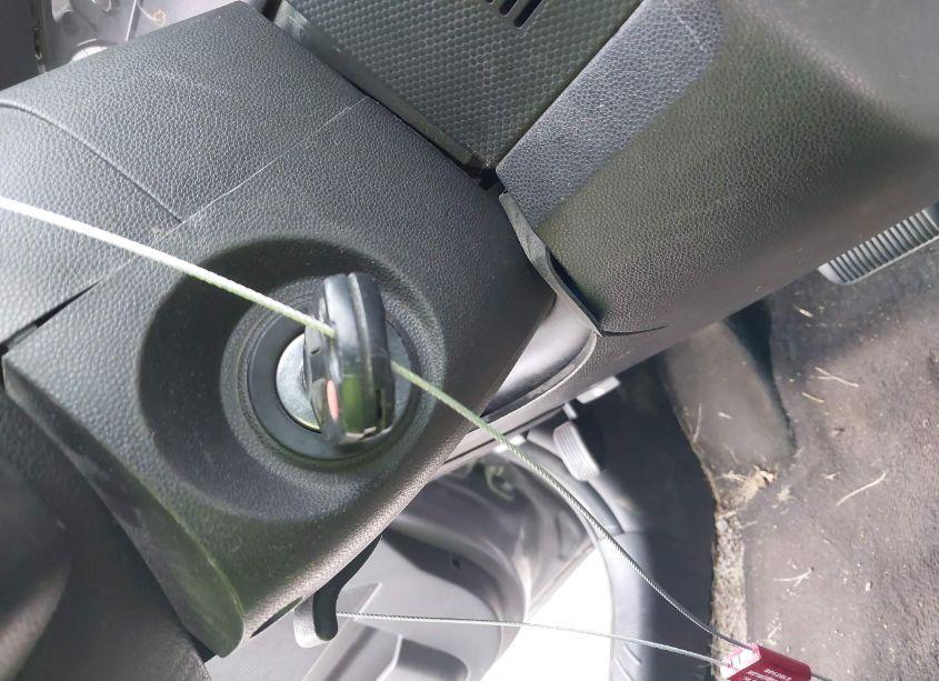 Photo 11 of 2010 Ford Escape XLT (VIN 1FMCU9D79AKC30957)