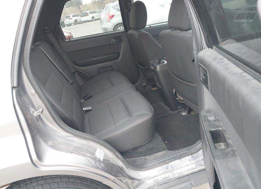 Photo 8 of 2010 Ford Escape XLT (VIN 1FMCU9D79AKC30957)