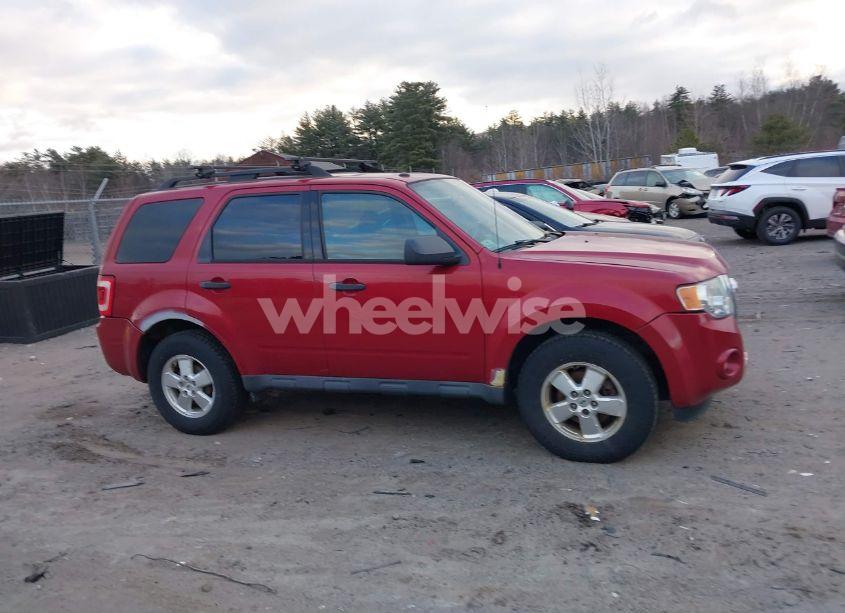 Photo 13 of 2010 Ford Escape XLT (VIN 1FMCU9D79AKD15653)