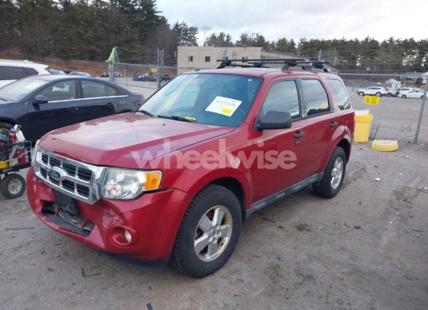 Photo 2 of 2010 Ford Escape XLT (VIN 1FMCU9D79AKD15653)