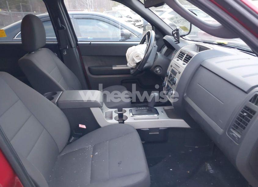 Photo 5 of 2010 Ford Escape XLT (VIN 1FMCU9D79AKD15653)