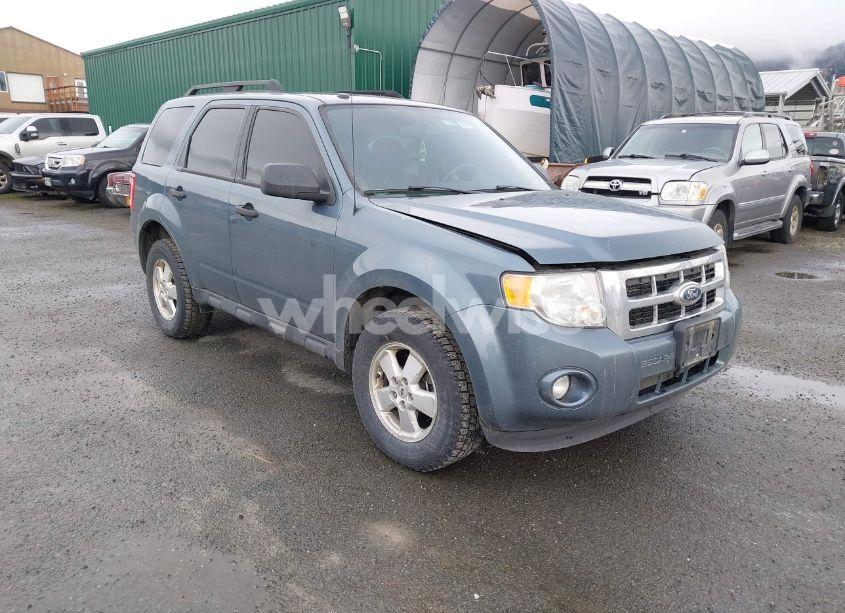2011 Ford Escape XLT (VIN 1FMCU9D79BKB48650) main photo