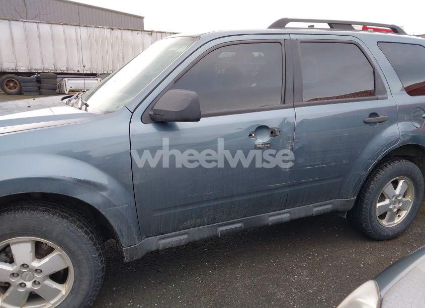 Photo 6 of 2011 Ford Escape XLT (VIN 1FMCU9D79BKB48650)