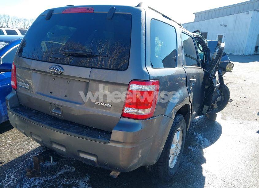 Photo 4 of 2011 Ford Escape XLT (VIN 1FMCU9D79BKB92048)