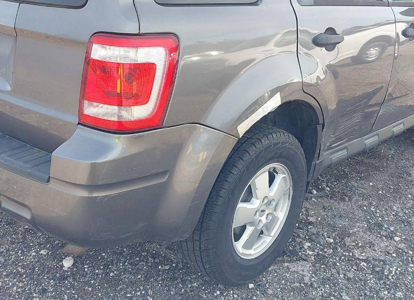 Photo 14 of 2012 Ford Escape XLT (VIN 1FMCU9D79CKA78715)