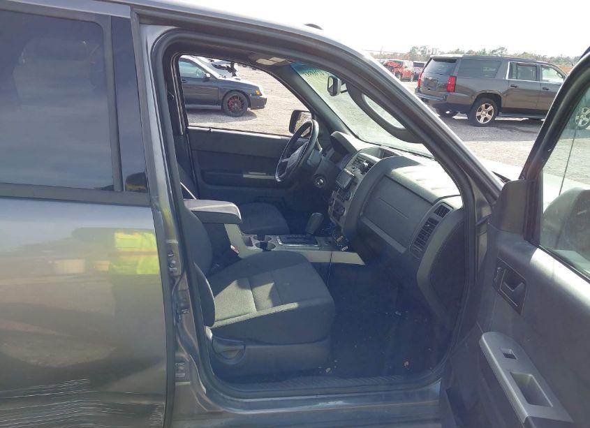 Photo 5 of 2012 Ford Escape XLT (VIN 1FMCU9D79CKA78715)