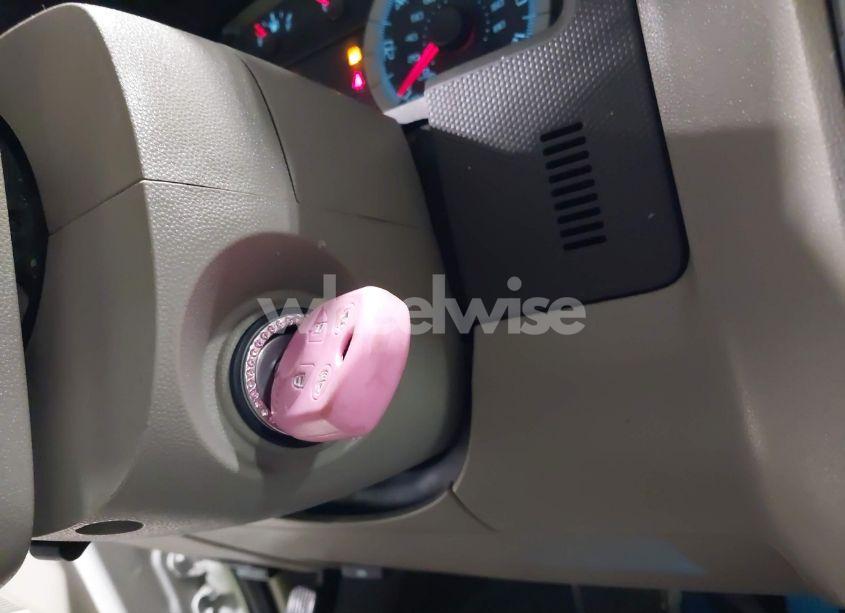 Photo 11 of 2010 Ford Escape XLT (VIN 1FMCU9D7XAKA35501)