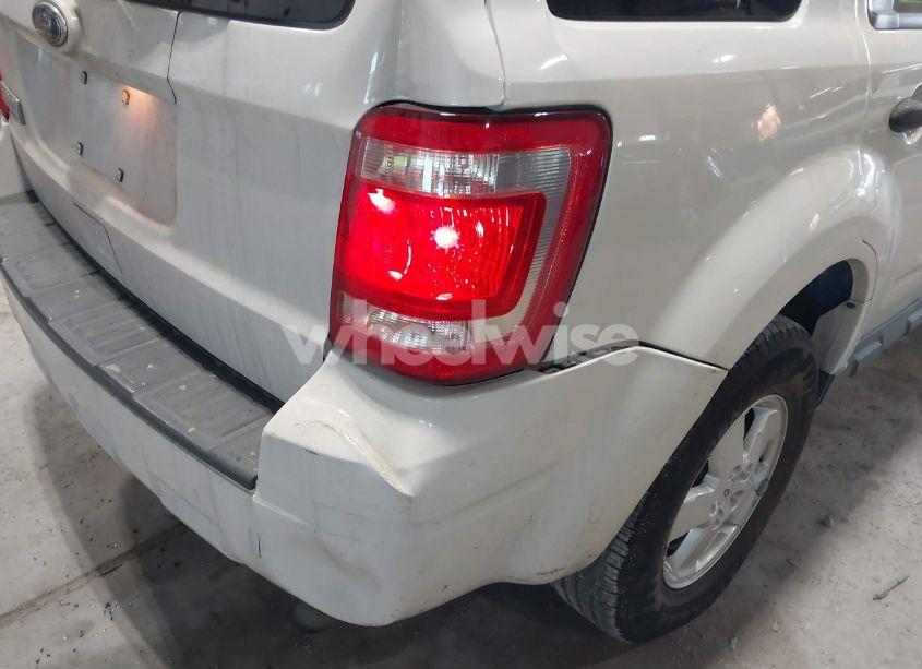 Photo 6 of 2010 Ford Escape XLT (VIN 1FMCU9D7XAKA35501)