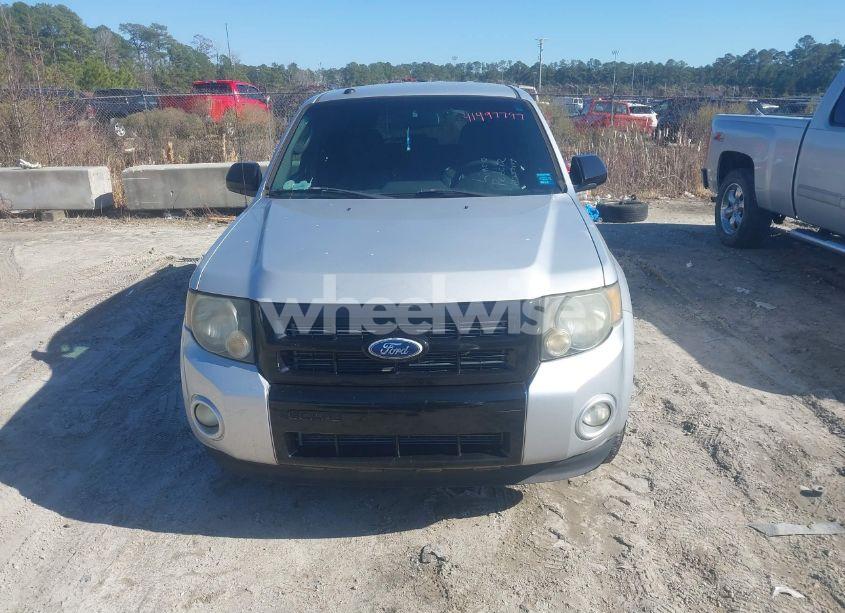 Photo 6 of 2010 Ford Escape XLT (VIN 1FMCU9D7XAKC58556)